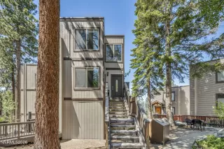Photo #1: 260008227 Listing 
