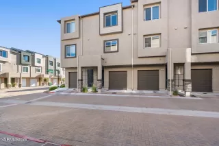 Photo #2: 260008238 Listing 