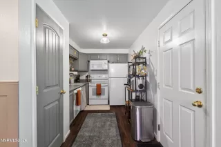 Photo #6: 260008242 Listing 