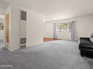 Photo #4: 260008248 Listing 