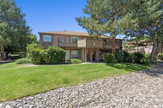 Photo #1: 260008252 Listing 