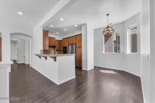 Photo #6: 260008271 Listing 