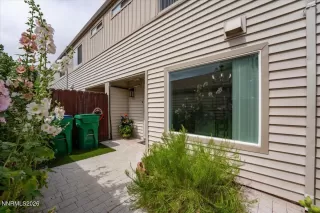 Photo #3: 260008291 Listing 