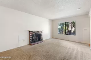 Photo #5: 260008319 Listing 