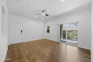 Photo #3: 260008347 Listing