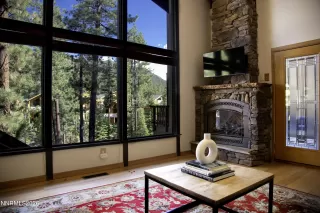 Photo #1: 260008348 Listing 