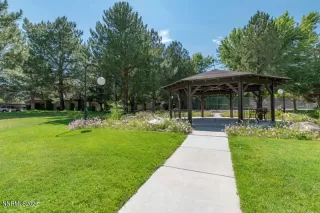 Photo #1: 260008382 Listing