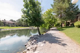 Photo #2: 260008382 Listing