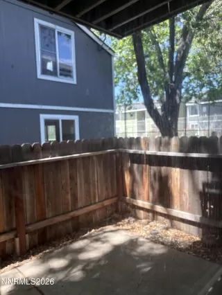 Photo #5: 260008400 Listing